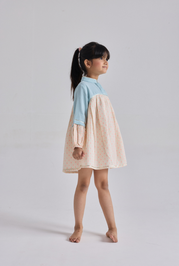 LILA DRESS